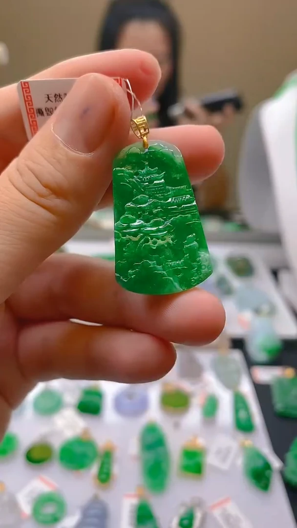 【闪购商品】翡翠颈饰18K金镶嵌新号开播全场乱卖