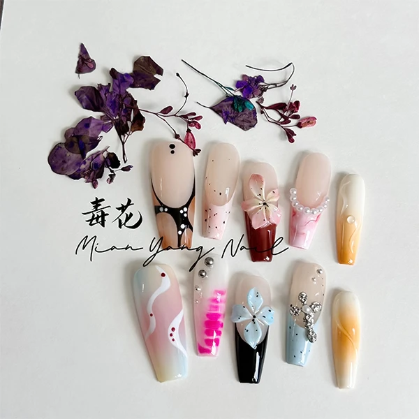 【毒花】彩绘多巴胺美甲ins风机械辣妹百合雕花穿戴甲网红小众爆款