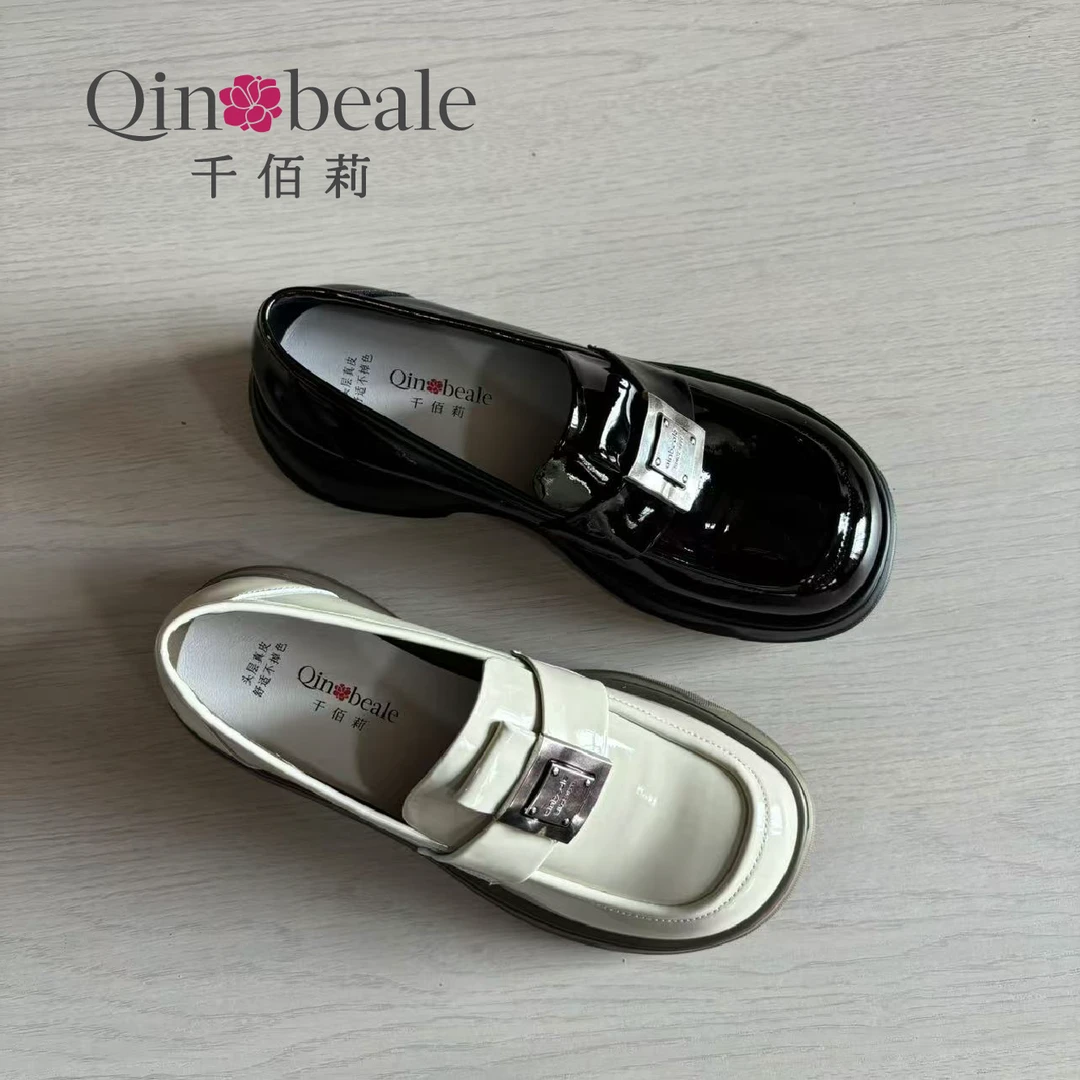 Qin&beale/千佰莉44081011511休闲时尚百搭秋季中口鞋B366