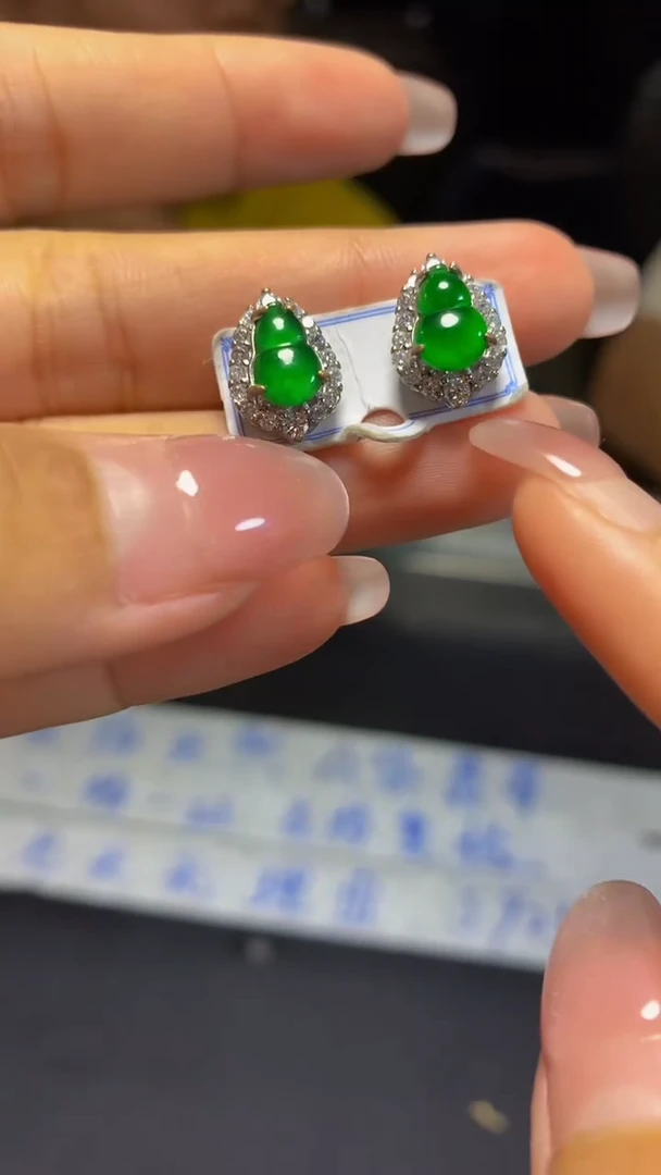 【闪购商品】翡翠耳饰未镶嵌0380290338