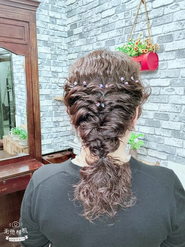 大气上档次盘发，全真人发丝轻薄透气