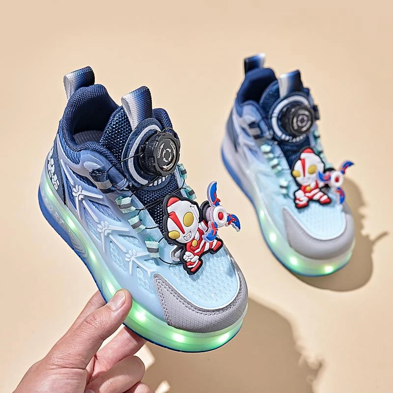 36l°C童鞋儿童奥特曼男童运动溜冰鞋男生发光灯鞋男孩子暴走鞋