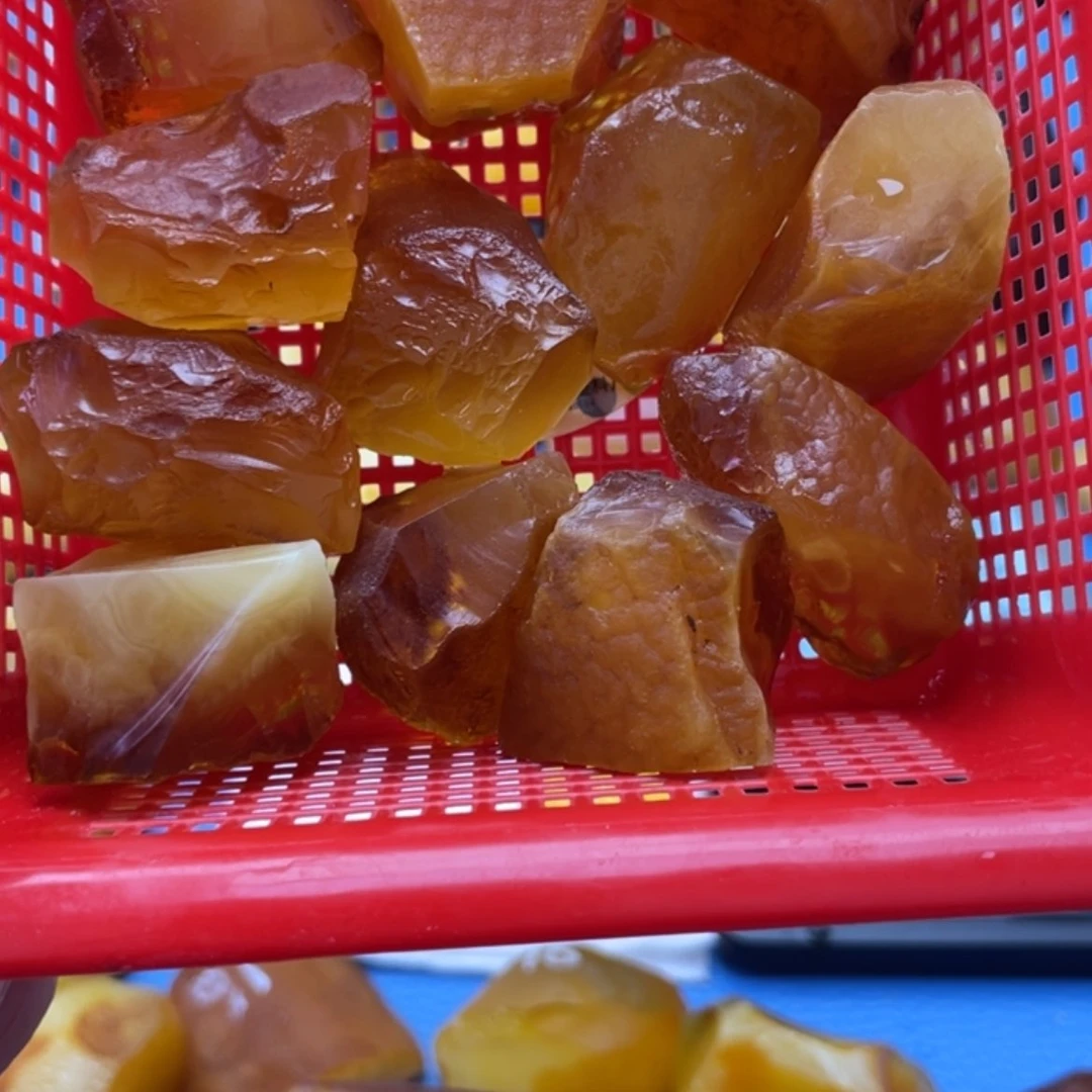 【闪购商品】定制琥珀未镶嵌谜*