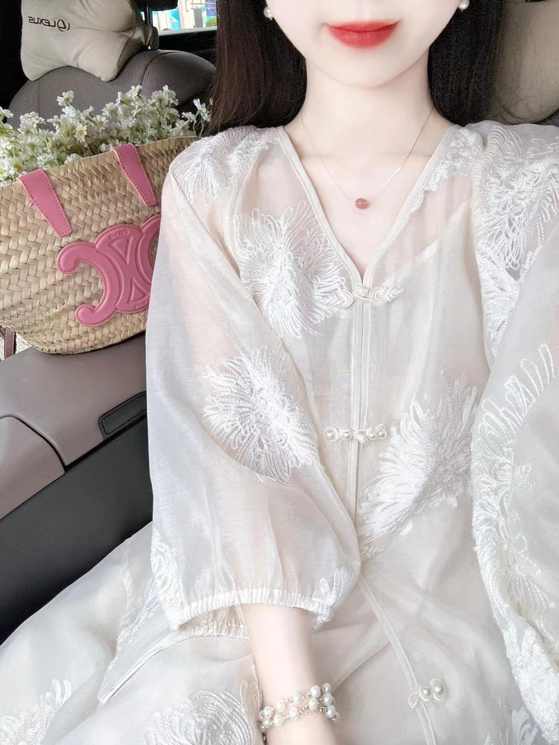 新中式国风短外套女2025春装新款小香风提花V领气质洋气外搭上衣