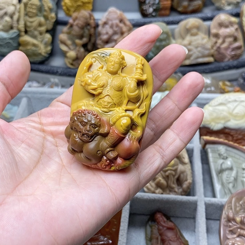 【闪购商品】定制石英质玉吊坠未镶嵌