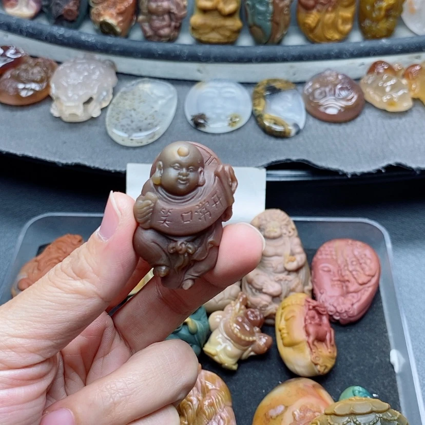 【闪购商品】定制石英质玉吊坠未镶嵌