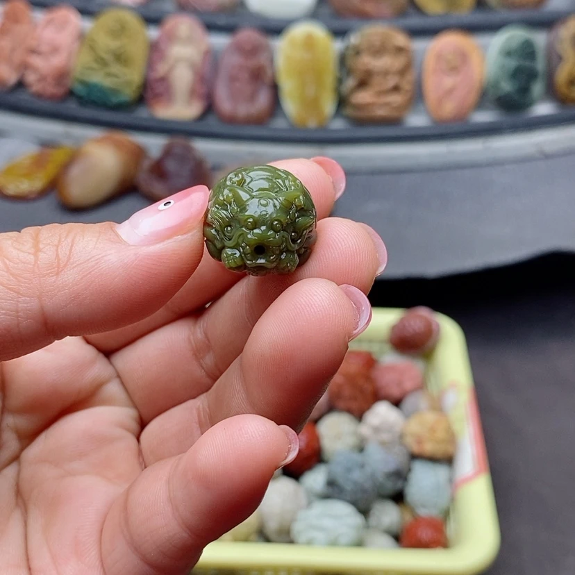 【闪购商品】石英质玉车挂未镶嵌永*