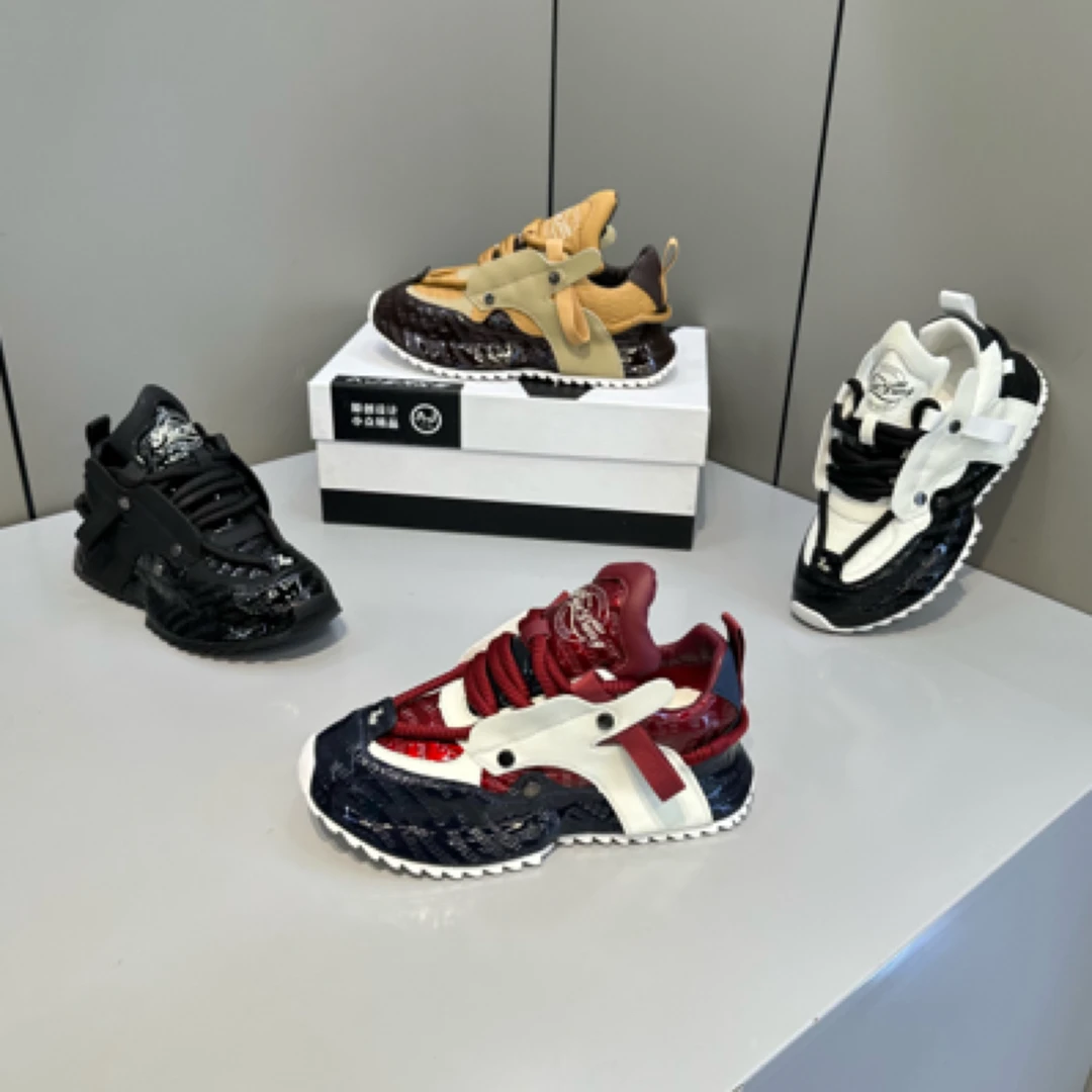 KRY潮牌机甲印花2024秋冬新款包底增高百搭轻便运动休闲男老爹鞋