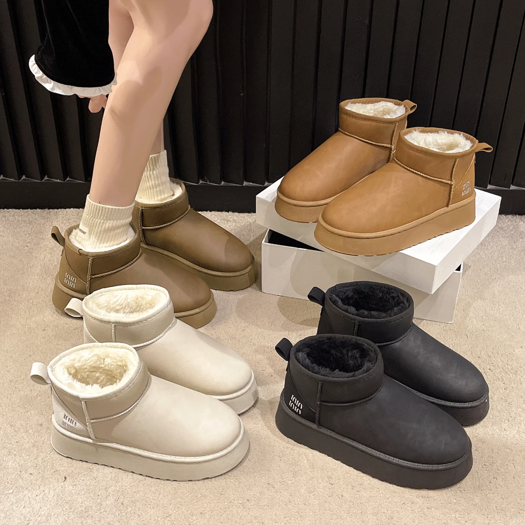 英文美拉德新款雪地靴2024冬季保暖舒适时尚百搭棉鞋女