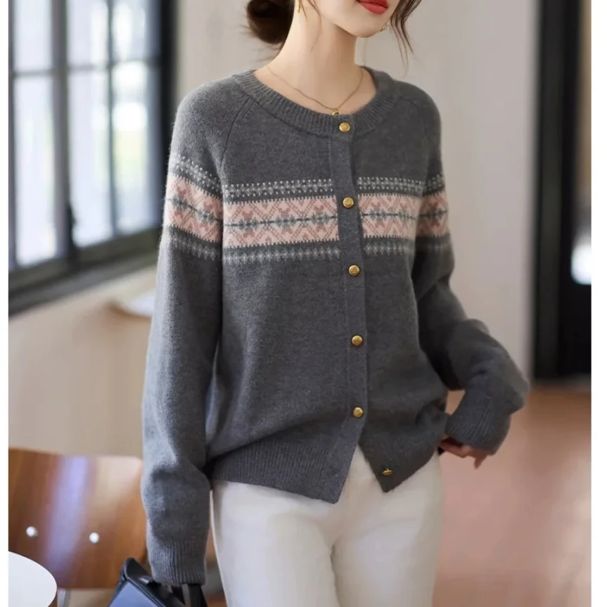 （8215）复古风精致小开衫