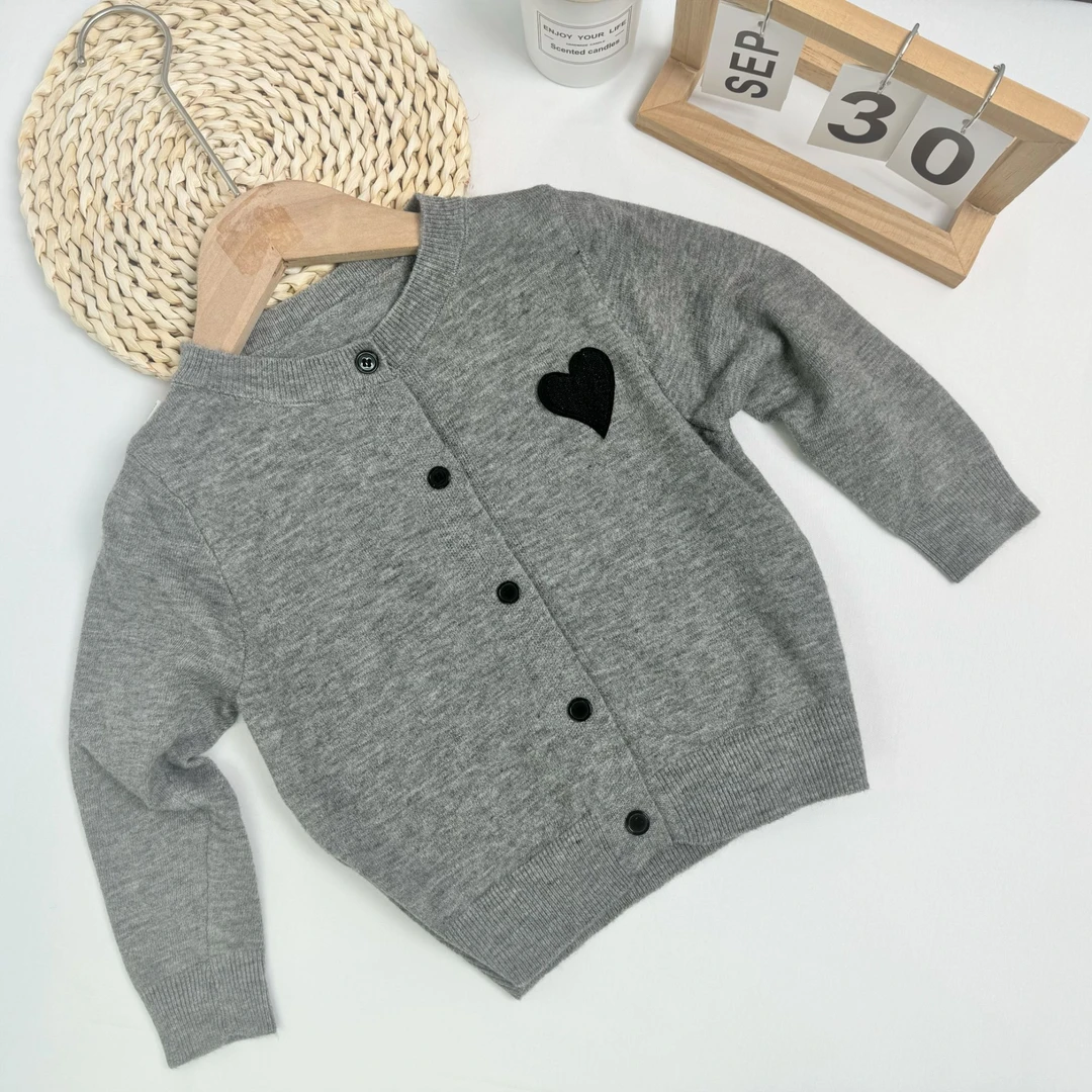 2【厚乳拿铁】001春季新款女童爱心针织开衫