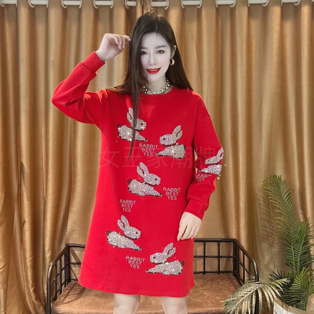 女王家潮牌欧货女装 烫钻时尚显瘦圆领小兔连衣裙冬季2023爆款