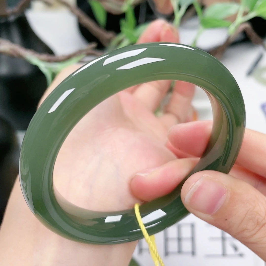 和田玉手镯57未镶嵌