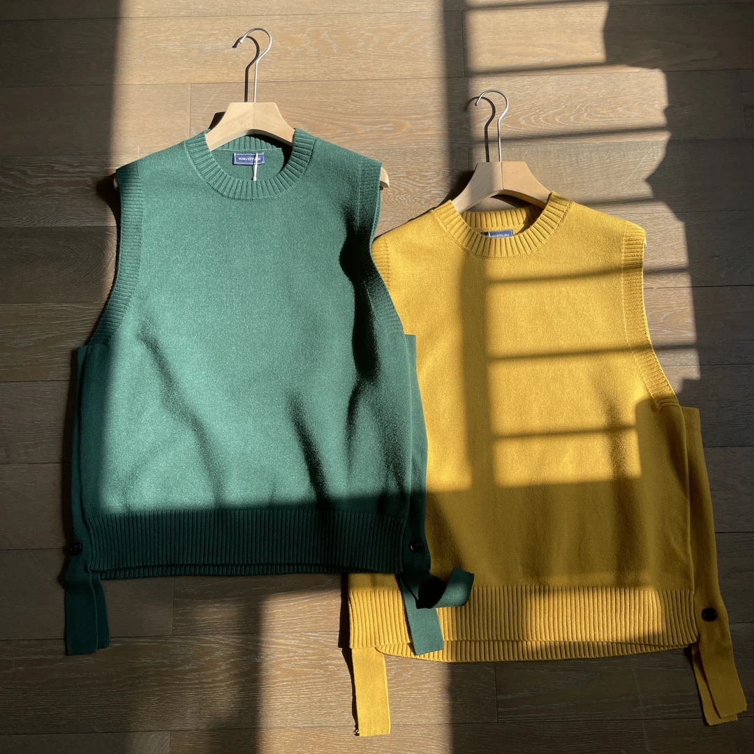 原创设计定制款流苏下摆纯色休闲时尚情侣款圆领针织马甲