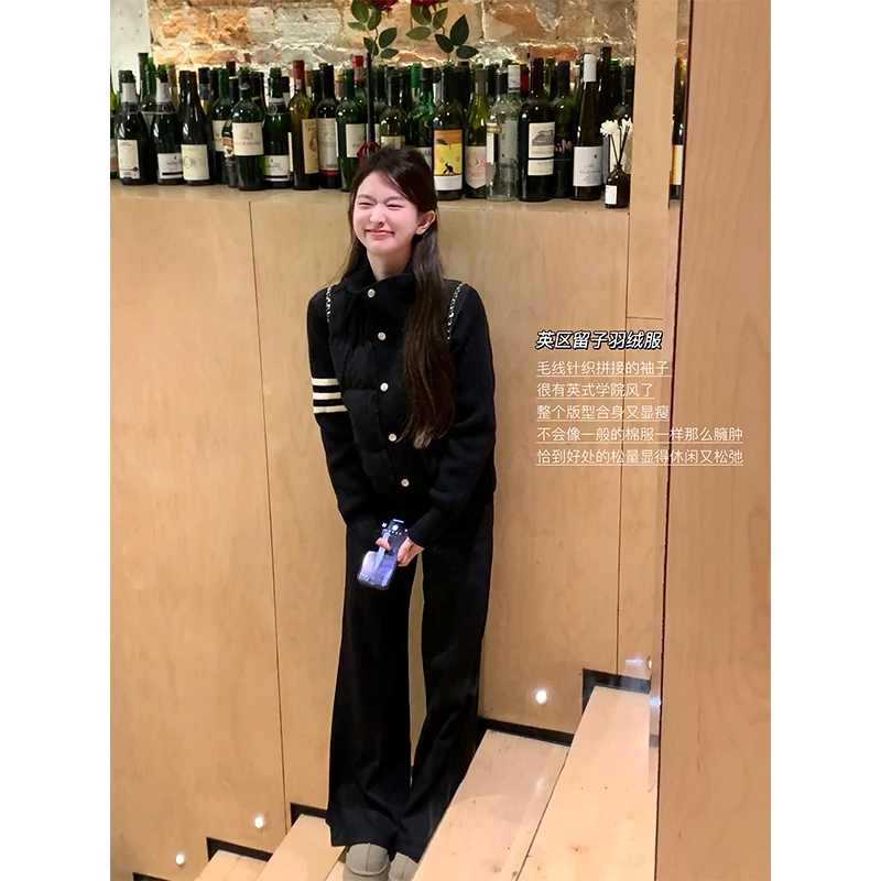 「红人上新」肉完 英区留子/毛线针织拼接袖子撞色老钱风保暖羽绒服