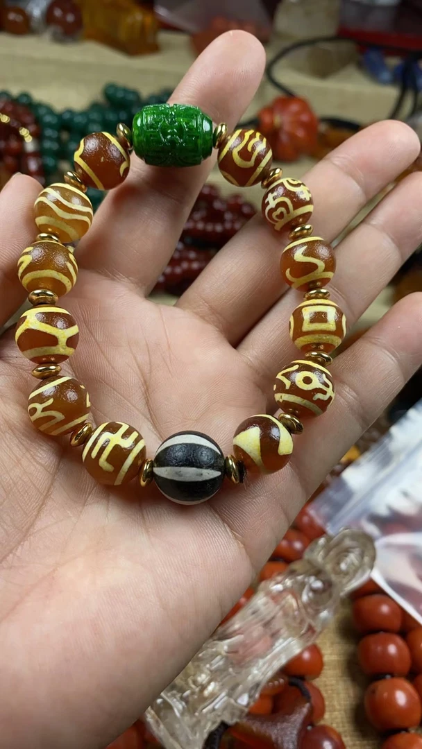 老西玛多宝达洛玛瑙手串