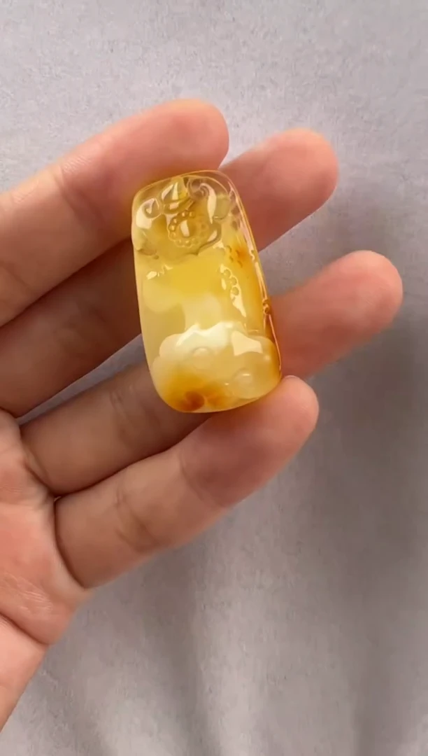 【闪购商品】琥珀裸石未镶嵌11016227-吊坠