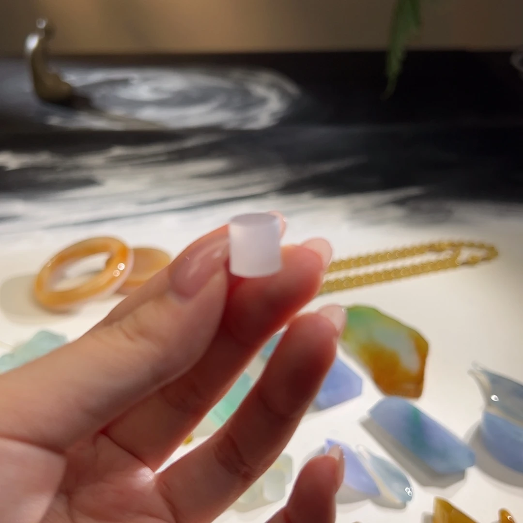 【闪购商品】定制翡翠未镶嵌大****奉萱