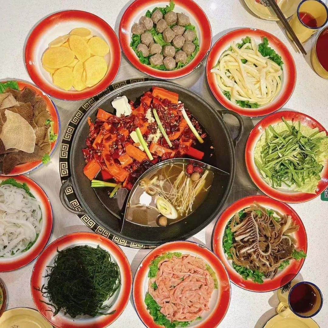 【火锅套餐送底料】内蒙羊肉卷270g肥牛肉卷270g乌鸡卷250g虾滑100g安井丸子250g糯米笋248g豆皮100g龙须面100g