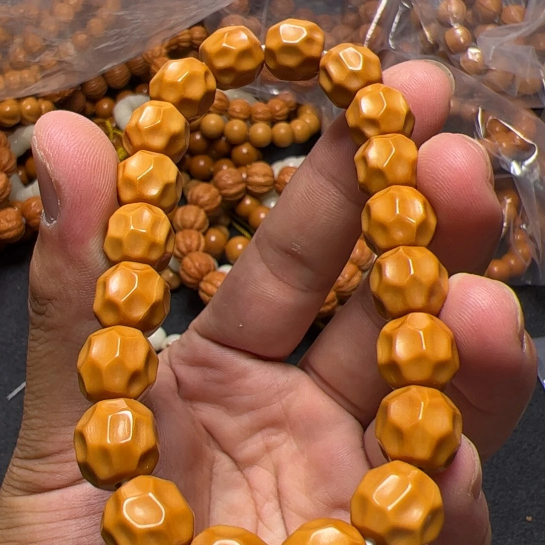 猴头核桃手串阿杜咯