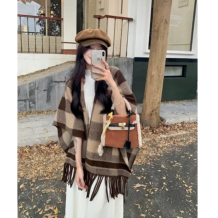 Love is long美式针织格子披肩外搭女新款秋围巾斗篷复古