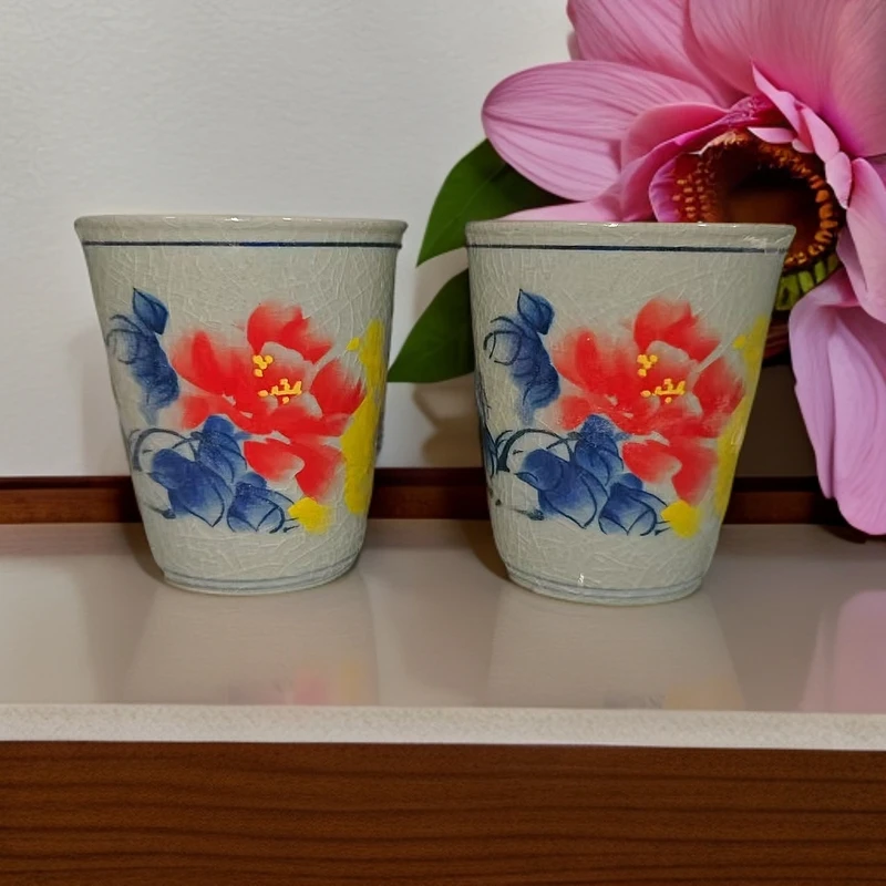 （容量约150ml）青花釉里红花开陶瓷主人杯一对