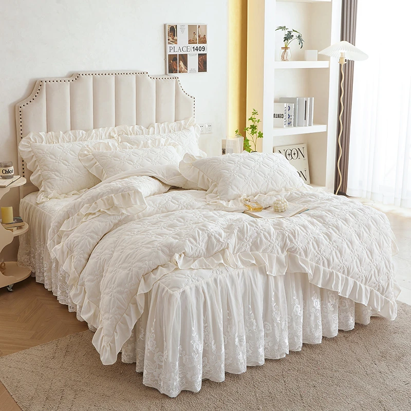 新款床裙式四件套a类大豆红感刺绣公主风四季通用被套枕套纯色