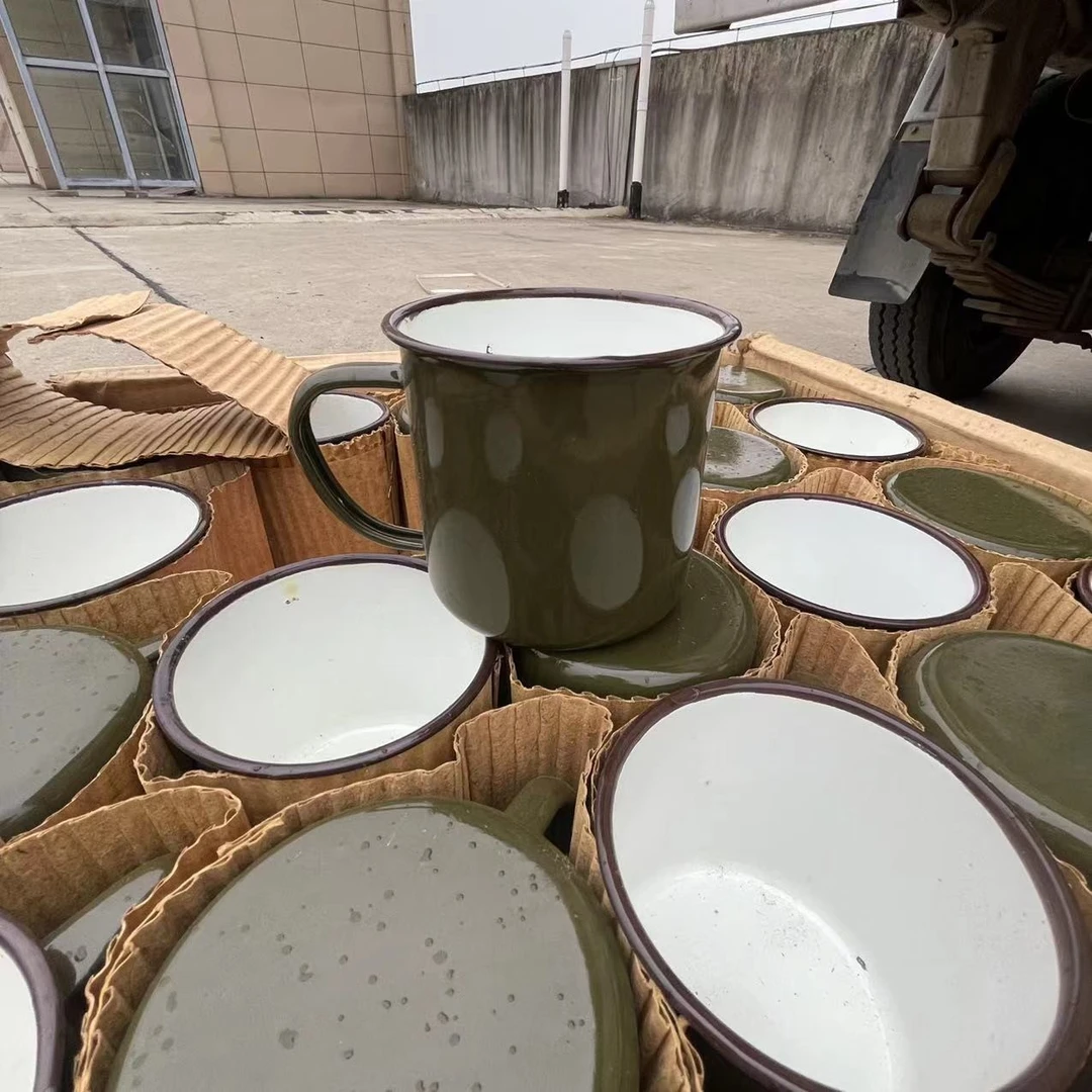 草绿色/橄榄绿色搪瓷口杯  > 洗漱杯