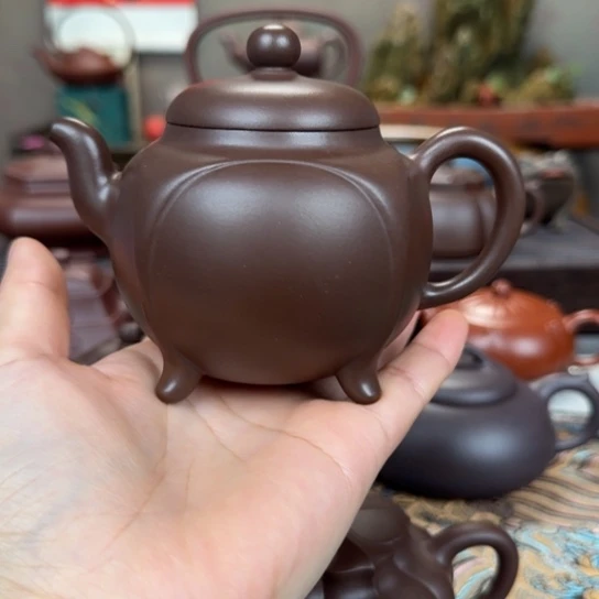 紫砂茶壶鼎盛四方