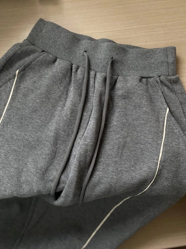 TSUEN荃壹 “风度”直筒休闲两色运动抽绳裤