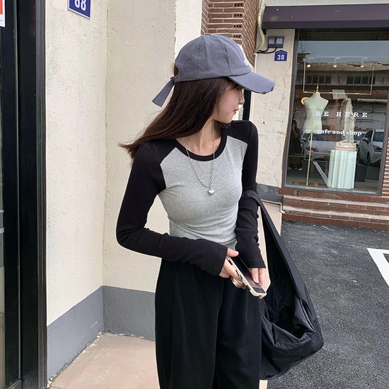 【宋正恩】短款正肩t恤女拼接长袖春季修身打底衫女内搭紧身上衣
