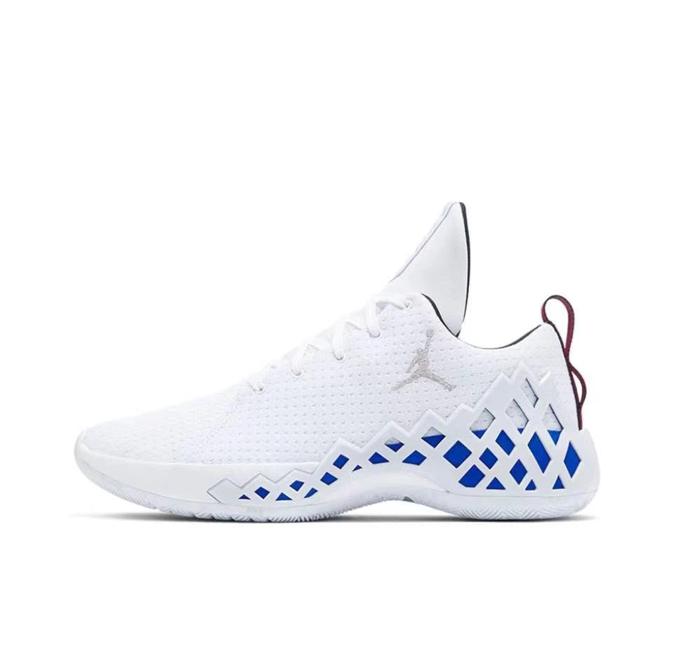 全新正品耐克 Jordan Jumpman 圆头系带篮球鞋白色CI1209-101