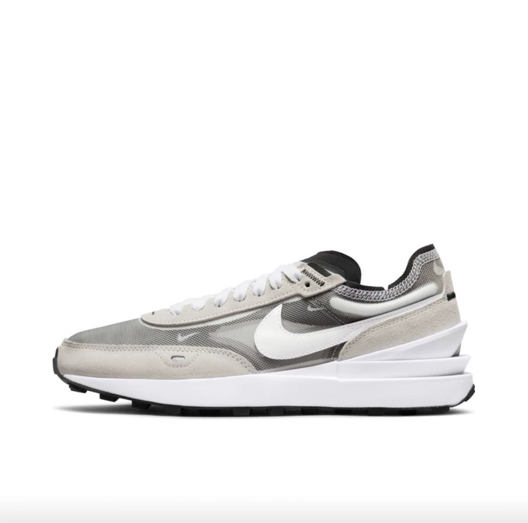 全新正品耐克 轻便透气网面女款跑步鞋DC2533-102