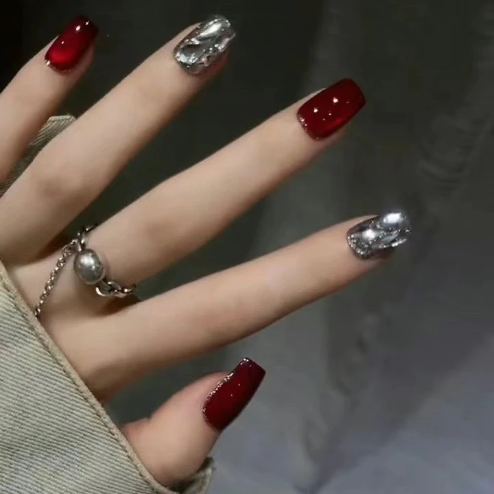 穿戴甲显白车厘子秋冬新年美甲成品贴片少女假指甲持久