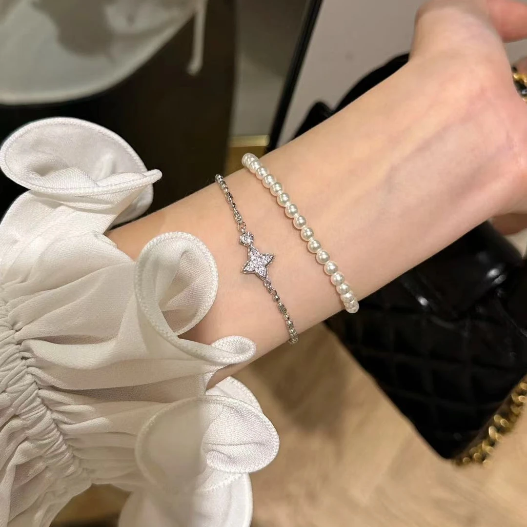 925银莫桑石手链 木木（Q1511）19厘米 星星两戴满镶手链