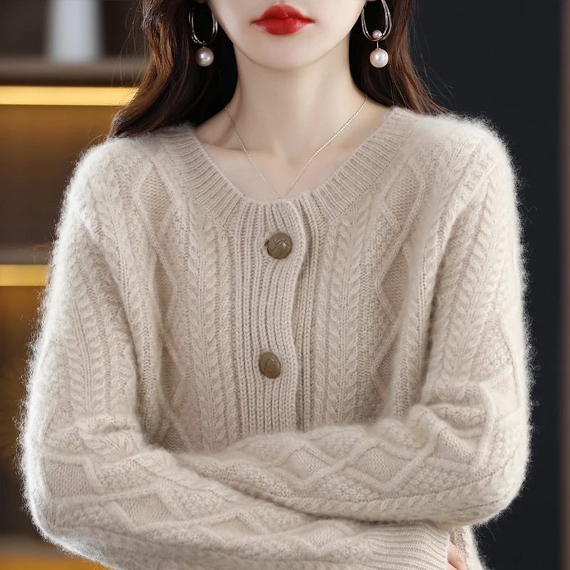 新款圆领羊毛衫女针织扭花开衫外套奢华高端复古绞花宽松加厚上衣