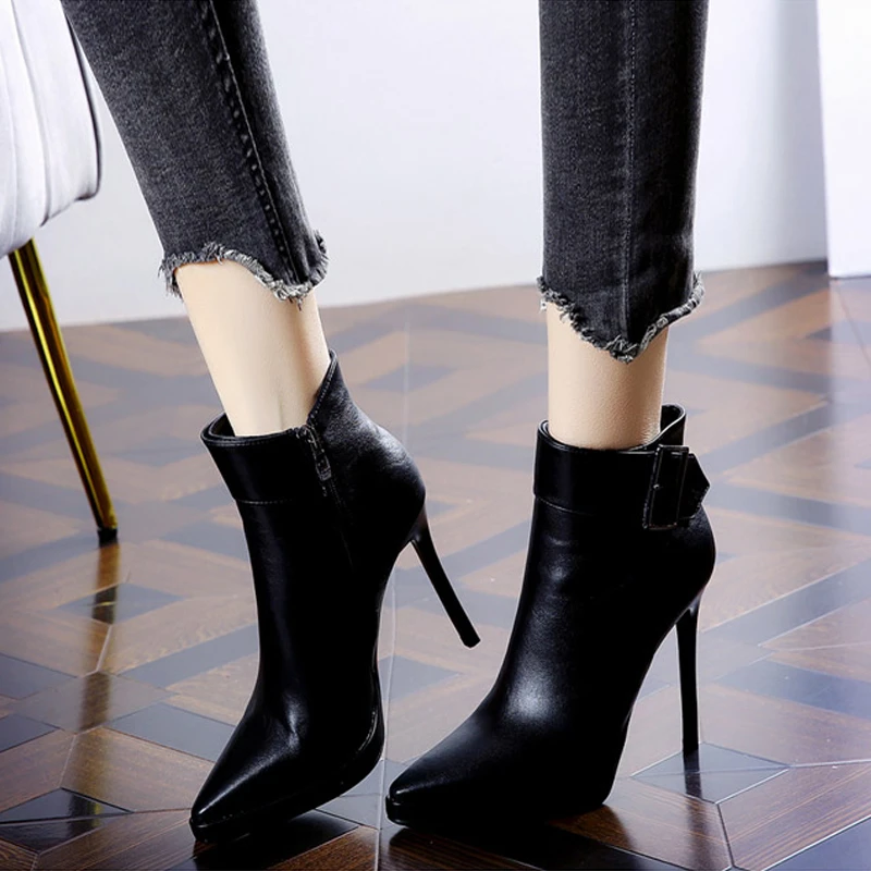 秋冬季高跟鞋加绒尖头防水台细跟短靴气质2024新款性感女靴子时尚