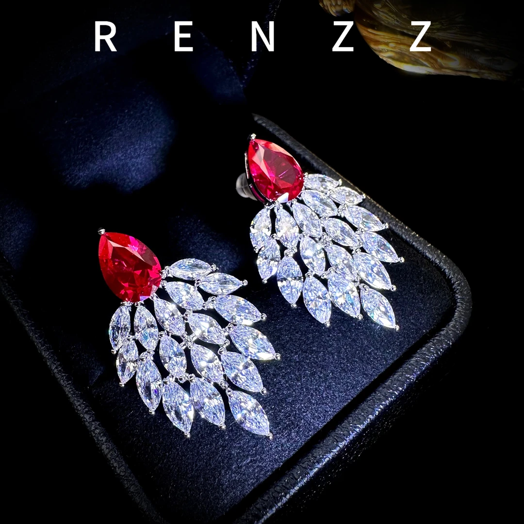 0126玫红色羽毛耳钉