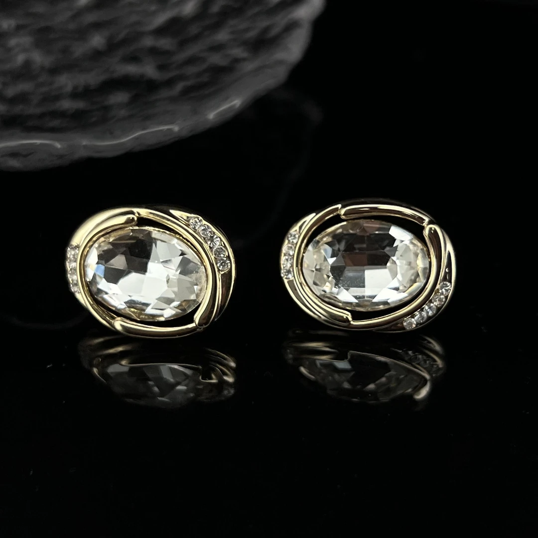 8272黄颜色椭圆耳钉