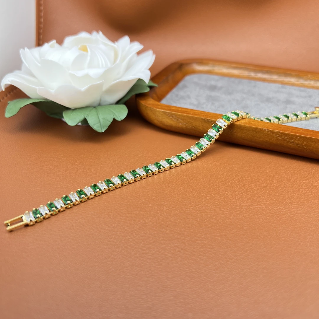 4566 绿色方块手链