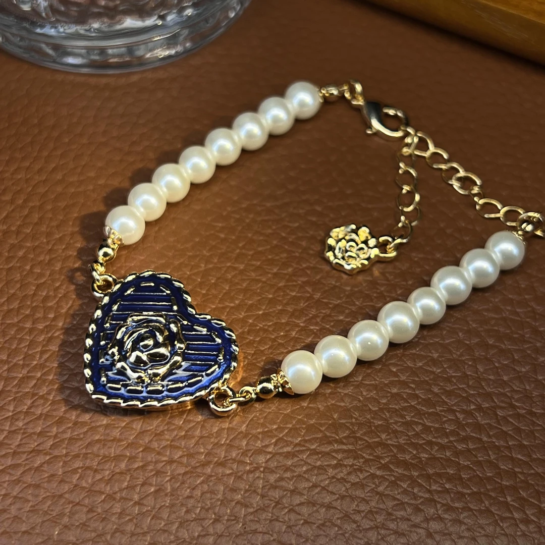 0500蓝色爱心手链