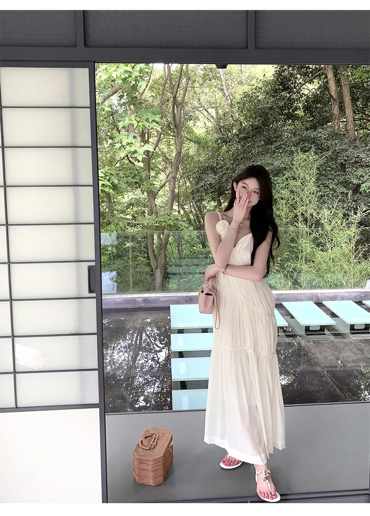夏季气质白色V领吊带连衣裙长款过膝无袖露肩仙女裙子