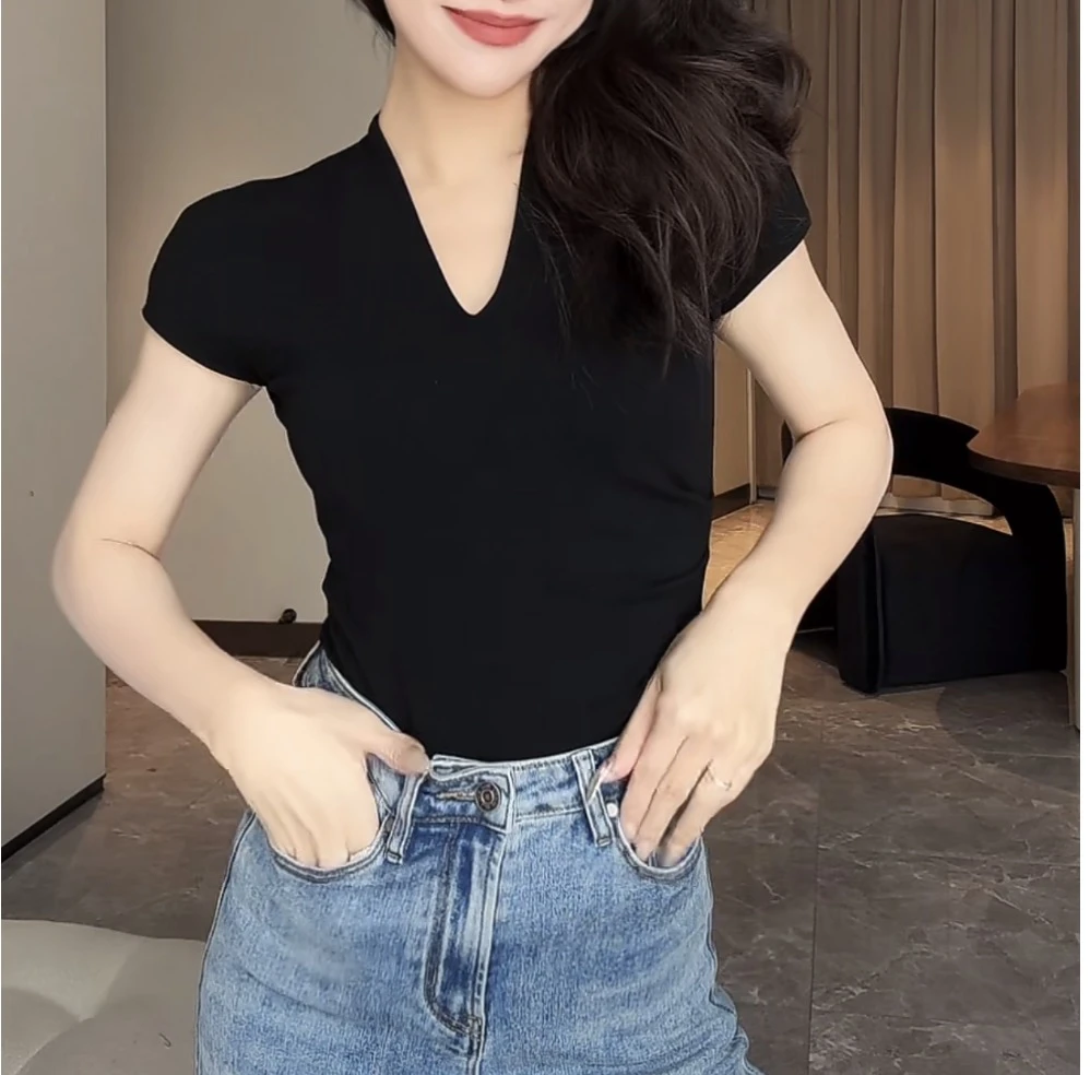JIJINQI【现货】夏季v领时尚百搭T恤女网红气质显瘦上衣 JINQC0385