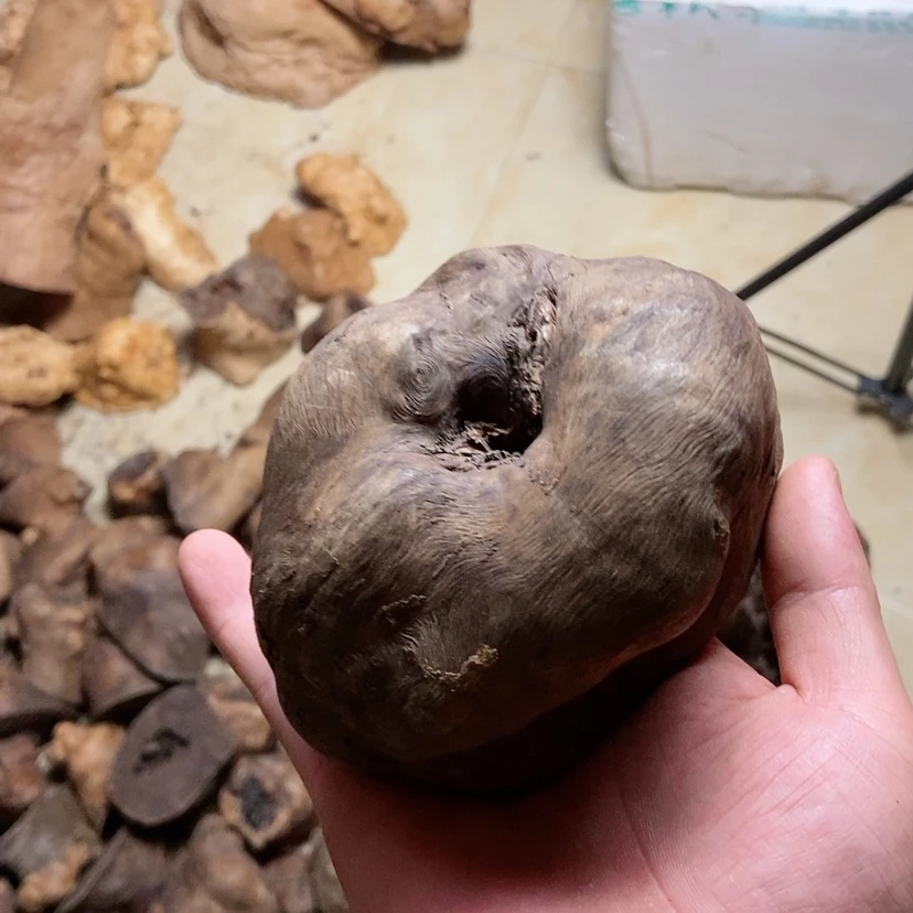 【闪购商品】荔枝木根雕许****忘