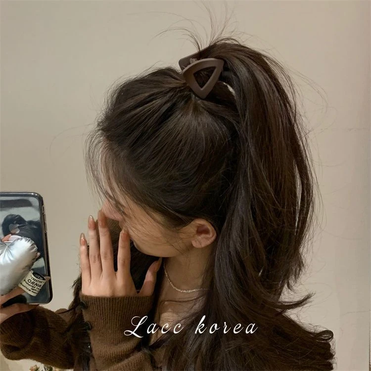 韩国东大门磨砂几何抓夹后脑勺小号高马尾发卡鲨鱼夹子新款发饰女