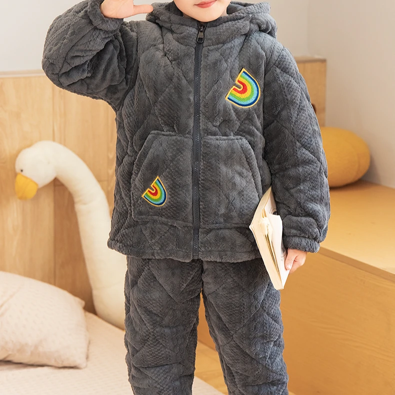 宝宝睡衣冬季三层加厚夹棉男童牛奶绒卡通家居服中小童珊瑚绒睡袄