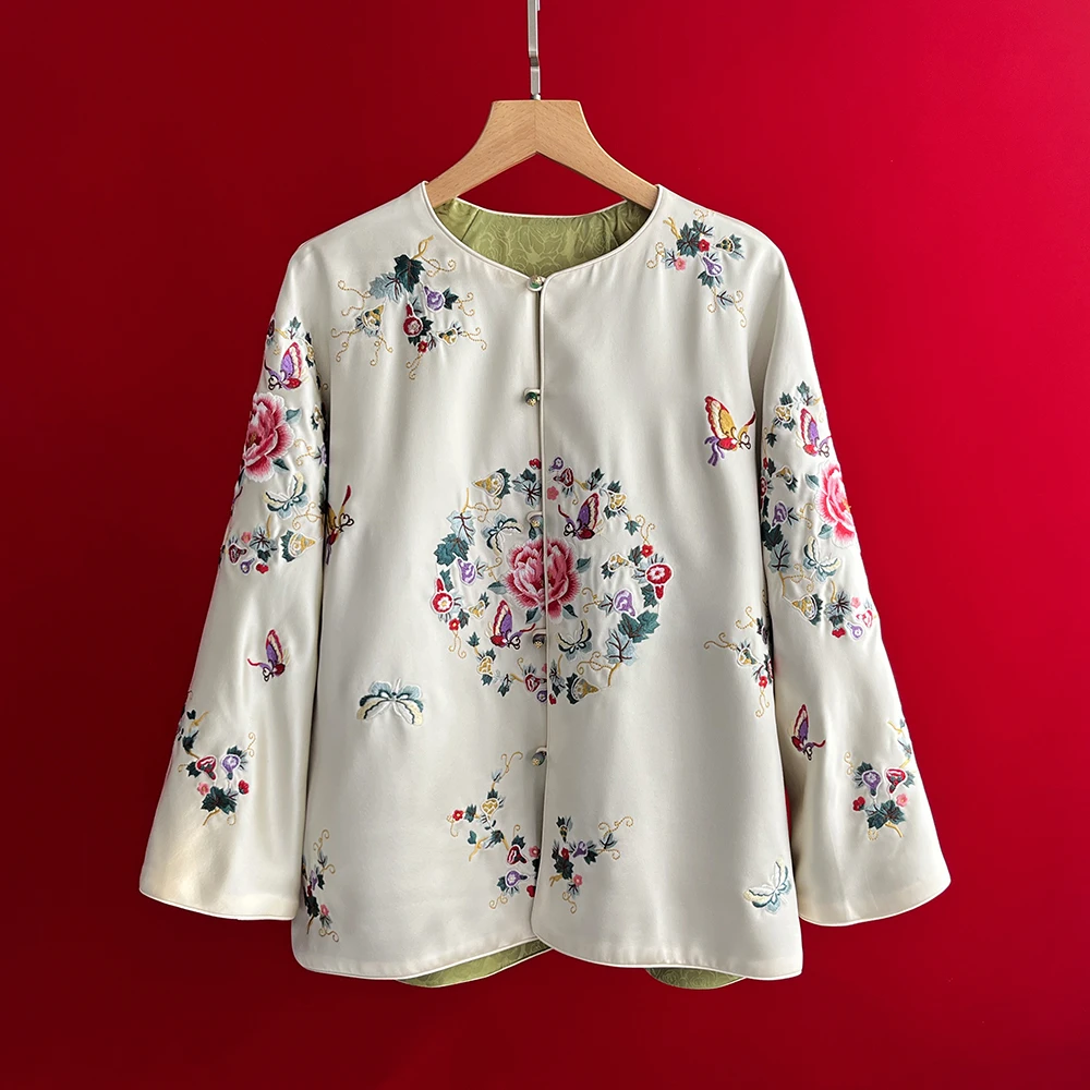 2025春季新款新中式国风女上衣改良唐装复古盘扣醋酸重工刺绣外套