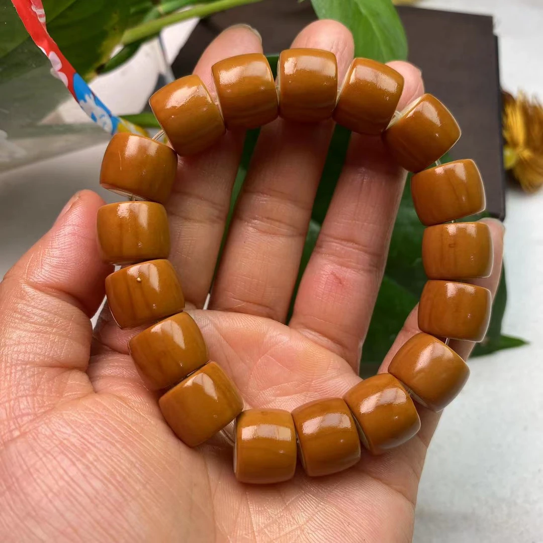橄榄核镶嵌白老邢手串