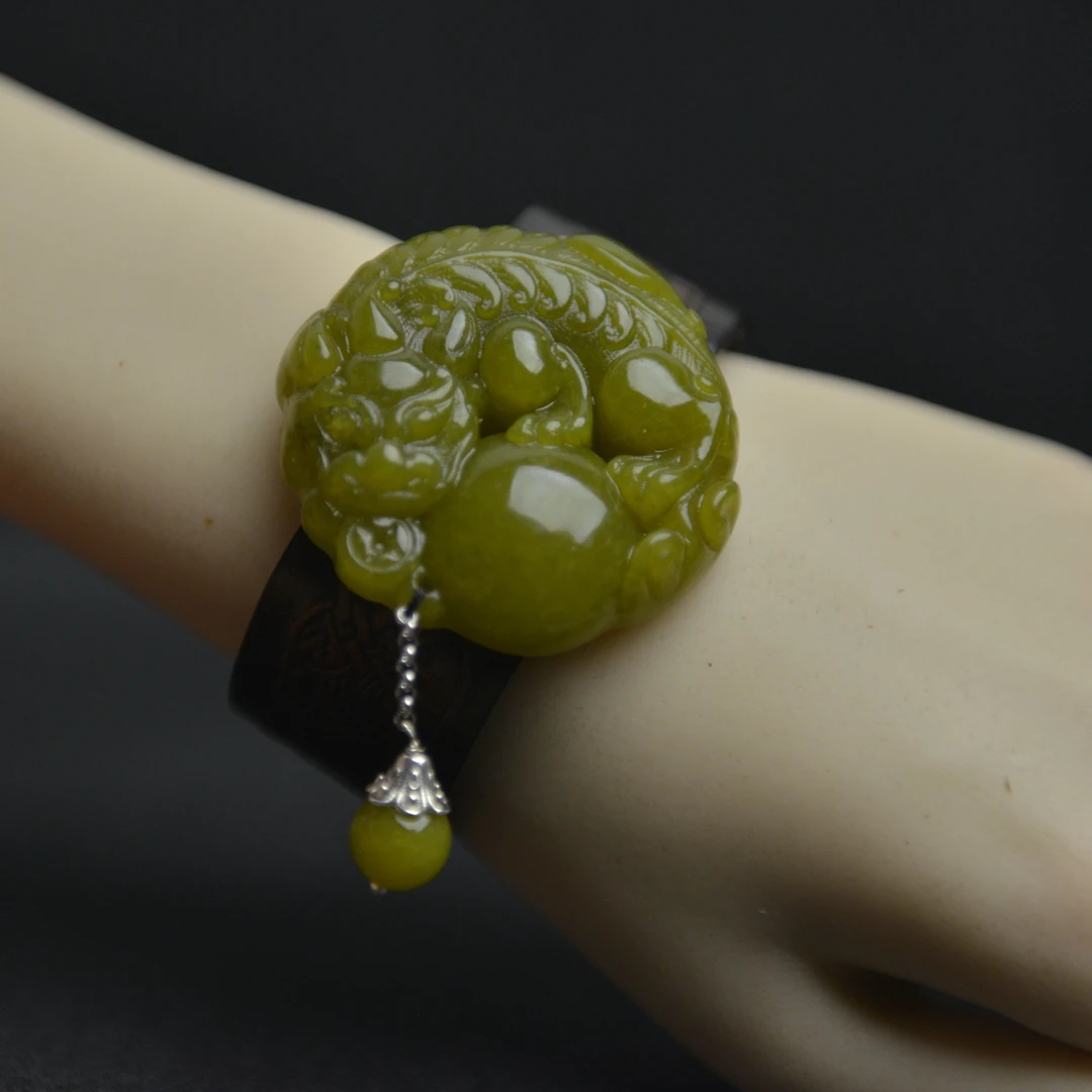 [12]岫玉蛇纹石玉貔貅手牌[有求必应]手牌