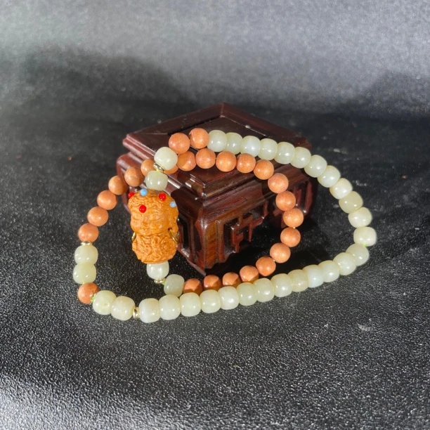 和田玉【檀香手链】时尚精品手串【131】